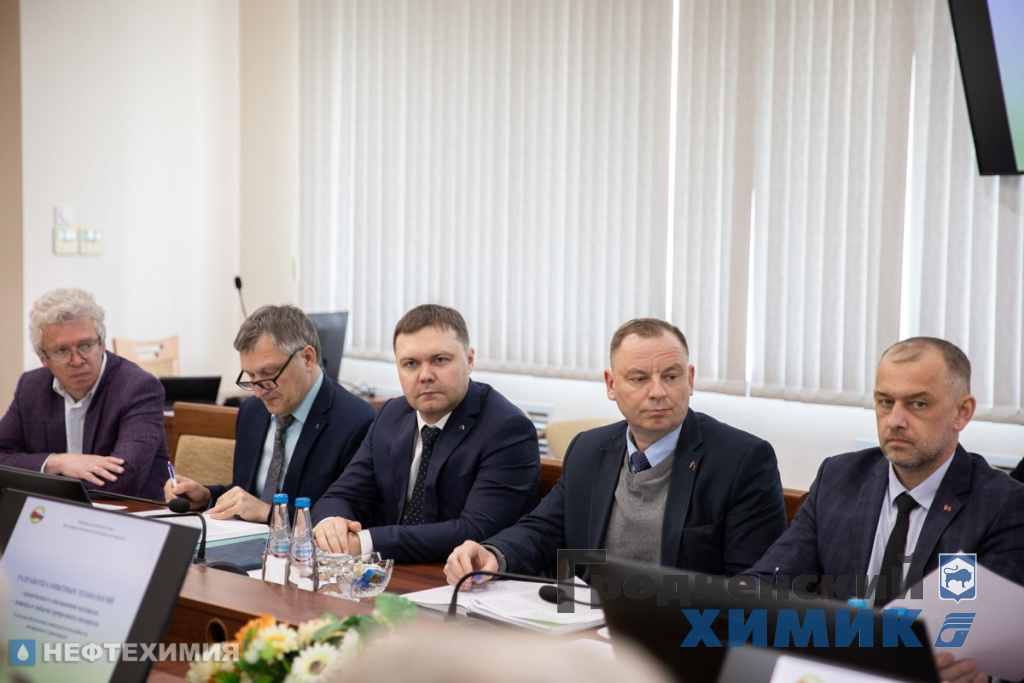 Ключевые специалисты Азота во время обсуждений в Концерне_апрель 2026.jpeg